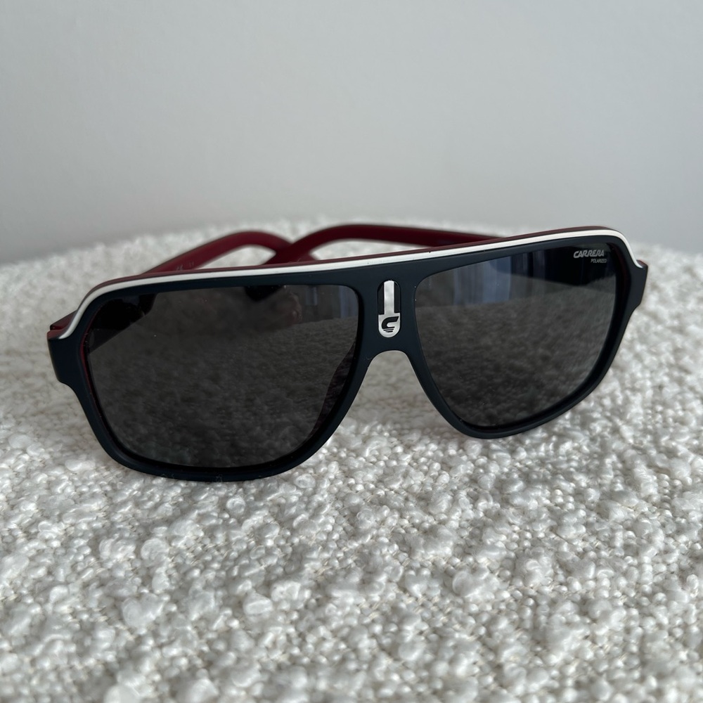 Carrera 1001 Polarized Matte Black/Red Square Sunglasses